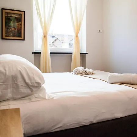 La Superba Mansion Regale Tra Porto E Mare