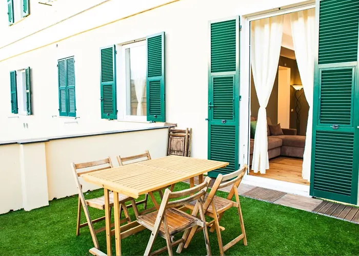 La Superba Mansion Regale Tra Porto E Mare Genua